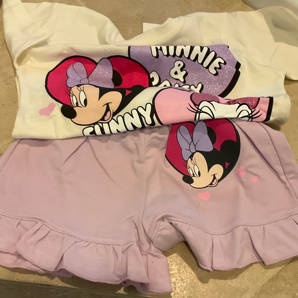 Zara Disney Minnie Mouse Tee and Ruffled Shorts Set